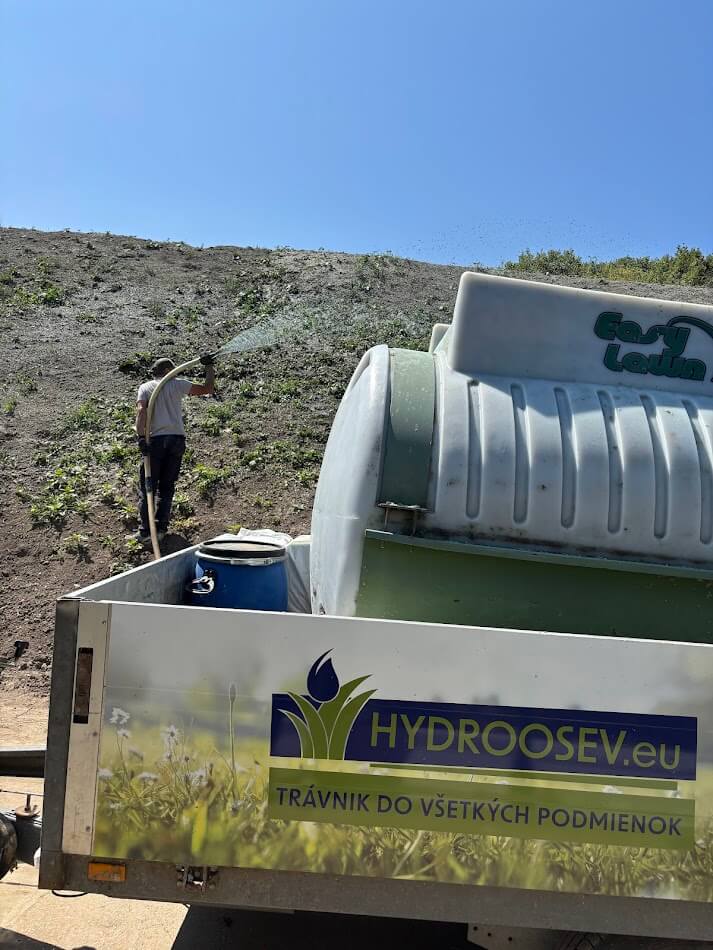 Hydroosev a spevňovanie svahu